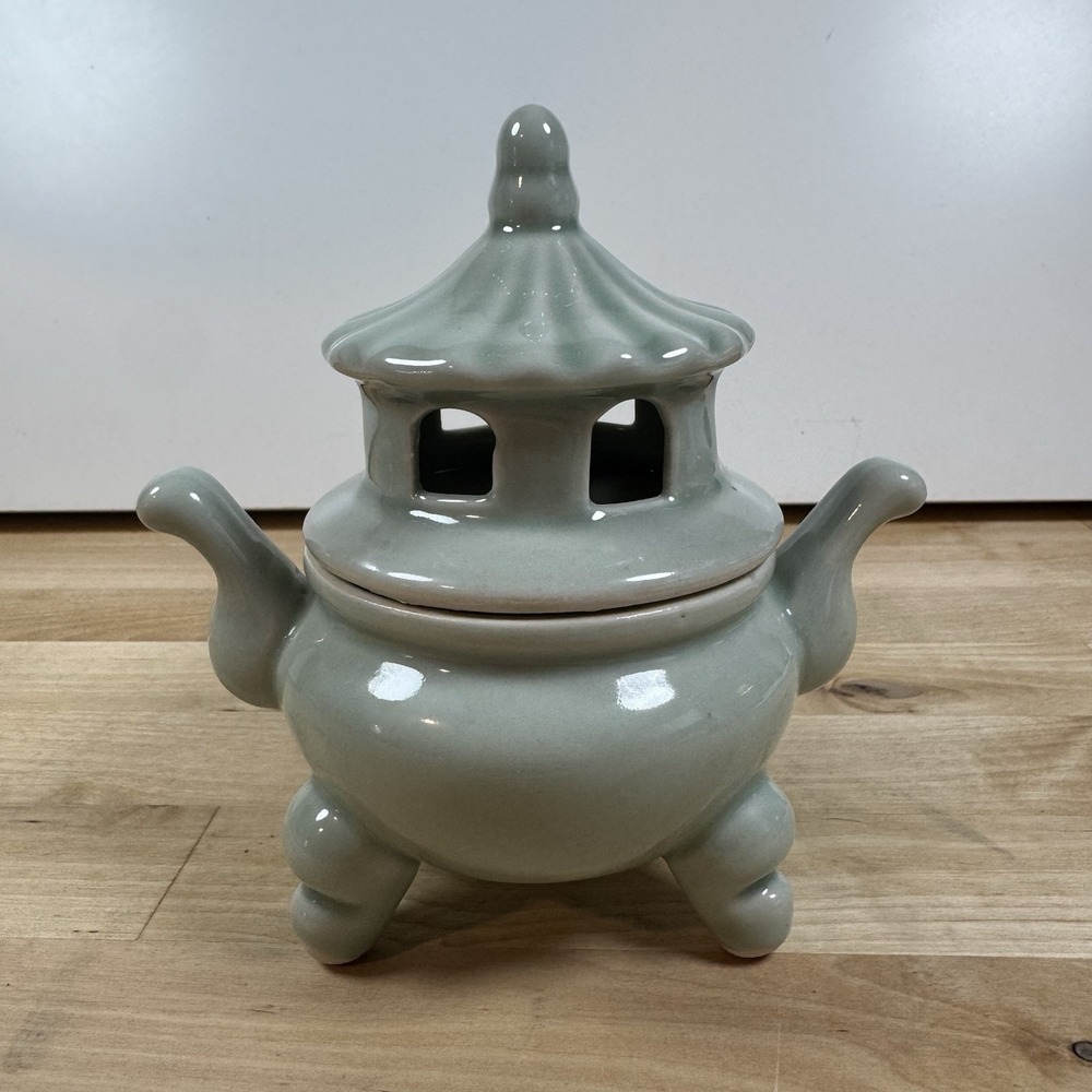 VTG Chinese Celadon Longquan Glazed Porcelain Incense Burner Tripod Legs